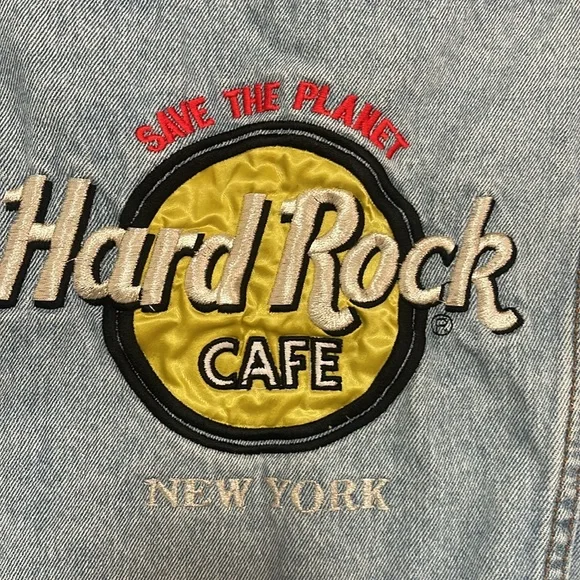 Hard Rock Cafe New York vintage blue jean jacket. Size 8